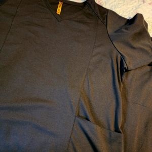 Black Wonderwinks Aero Scrubs